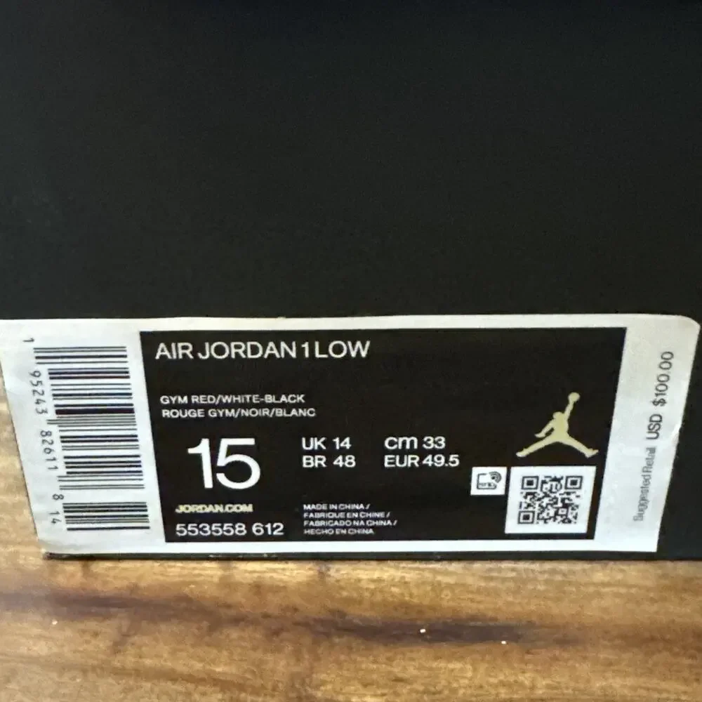 Nike Air Jordan 1 Low Bred Toe Size 15 Black Red Sneaker 553558-612 Chicago Bred